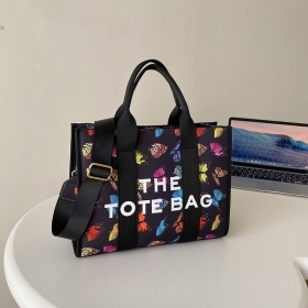 Medium Tote Bag